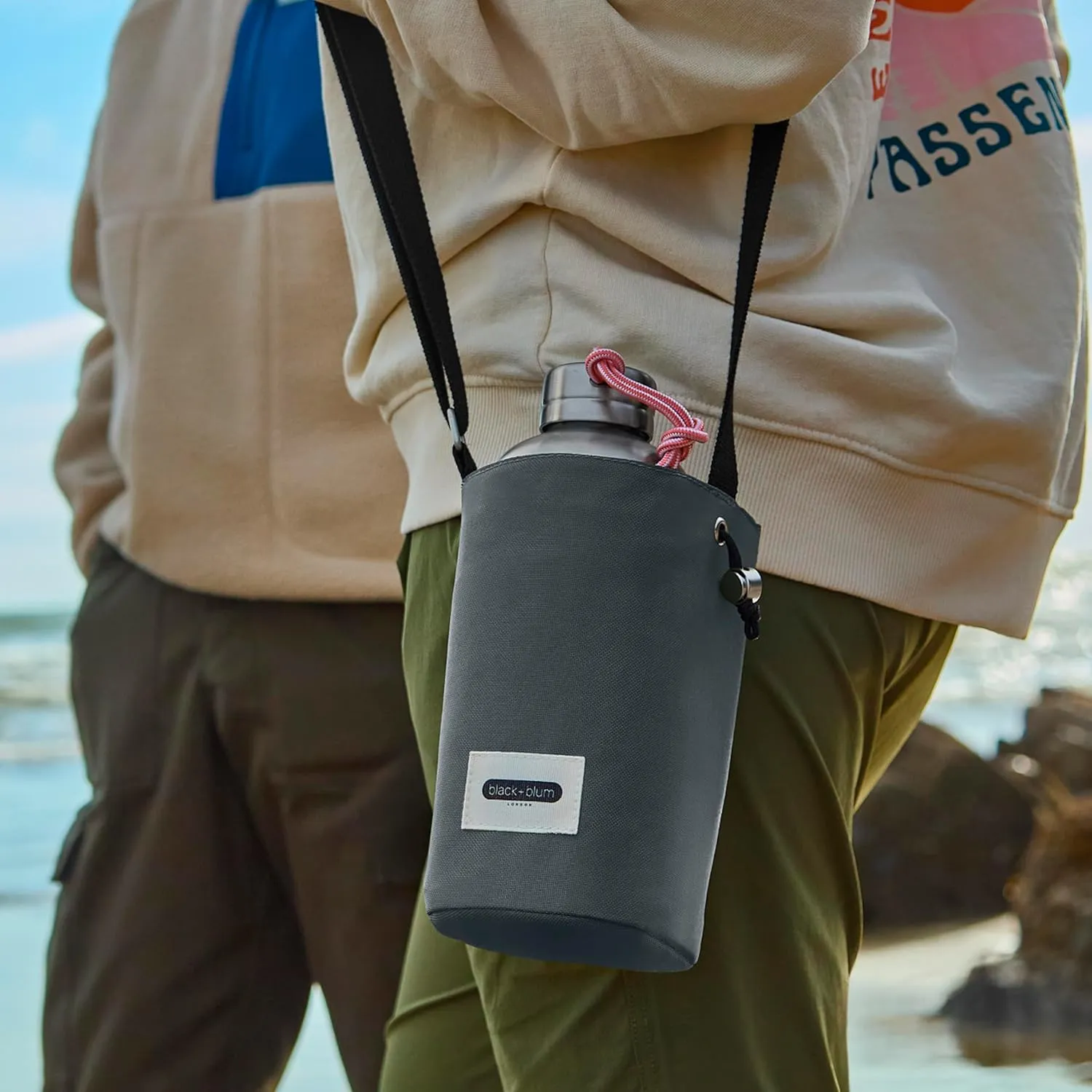 BLACK   BLUM Insulated Bottle Bag - Made with Recycled PET and BPA Free - Bottle Bag for On The Go, Slate
