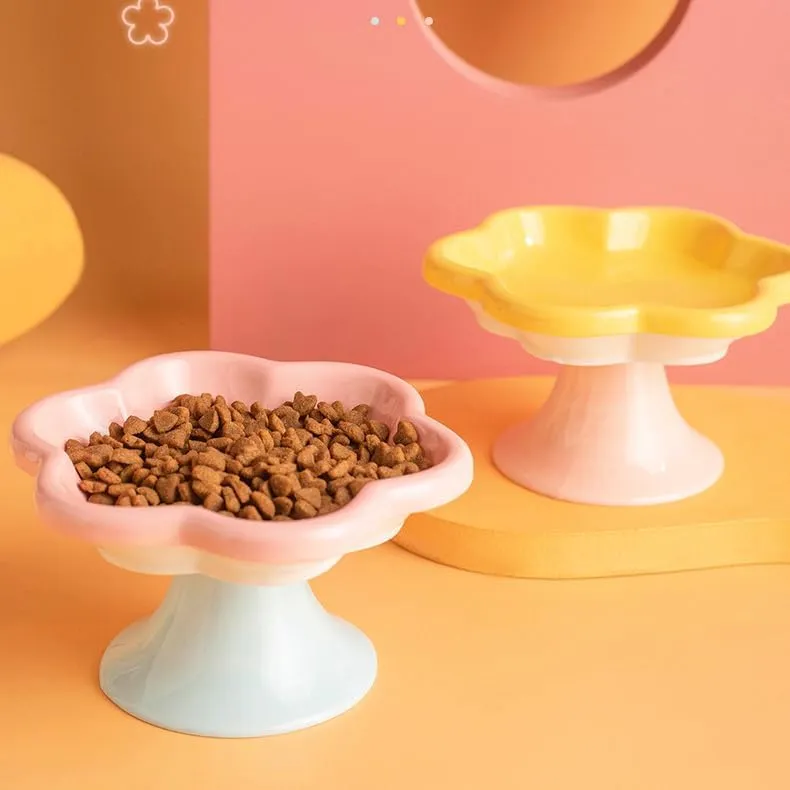Ceramic Raised Cat Bowl, Flower Shaped Elevated Shallow Pet Feeding Bowl for Dry and Wet Food, Anti Whisker Fatigue and Vomiting for Cat and Puppy, Stress-Free, Prevents Neck Whisker Fatigue (Pink)