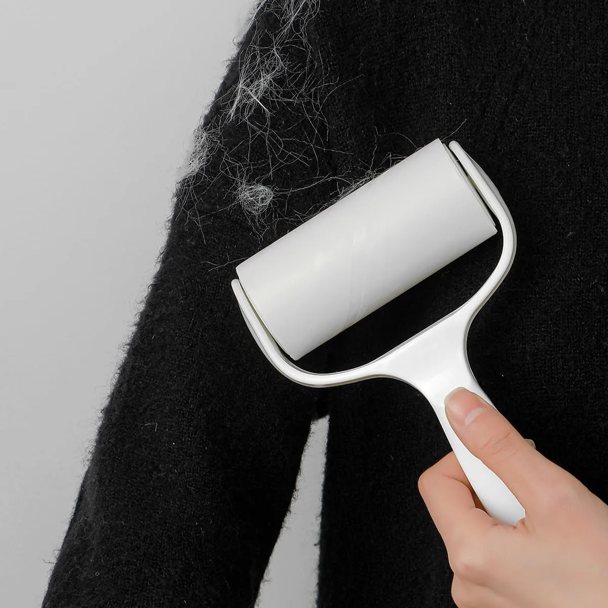 Horizontal Lint Rollers for Pet Hair Extra Sticky Lint Remover for Couch Clothes Furniture Pool Table Felt Lint Roller 1 Refillable Handle with 4 Sticky Rolls (Daisy White)